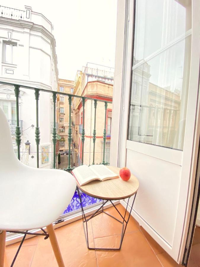 Comfortable Studio Old Town, Parking Optional 세비야 외부 사진