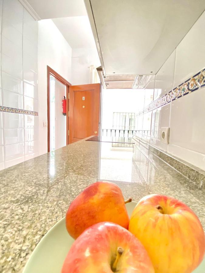Comfortable Studio Old Town, Parking Optional 세비야 외부 사진